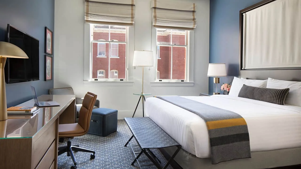 Standard King Room At Lodge at the Presidio